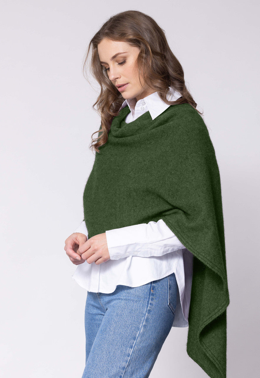 Woman wearing Noble Wilde - Merino & Possum North Cape (NW3086) in the colour Jungle.