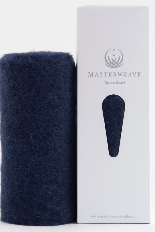 Alpaca scarf in colour Navy