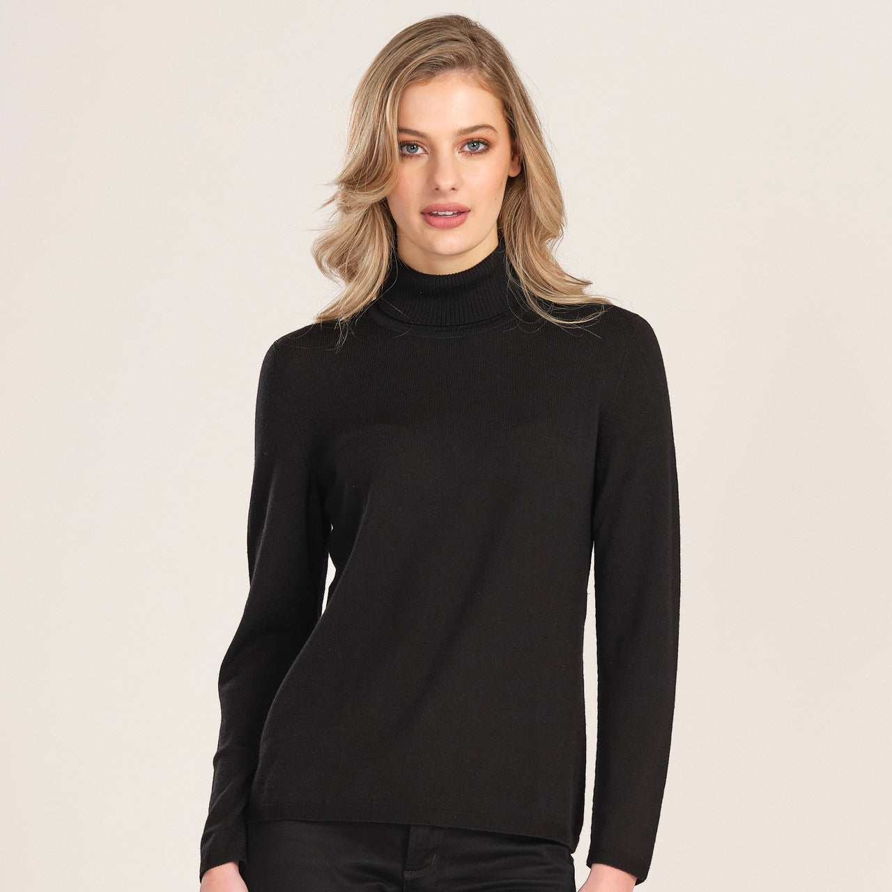 Royal Merino - 100% Merino - Classic Polo, Black.