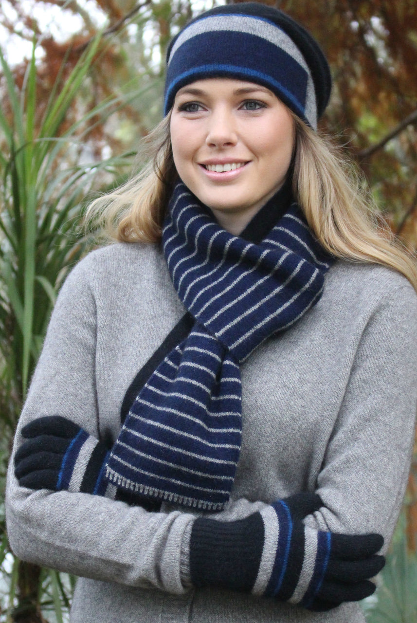 Lothlorian Merino - Possum Accent Stripe Glove (9894)
