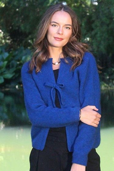 Woman wearing the Lothlorian - Merino & Possum Fuse Tie Jacket (9972) in the colour Lagoon.