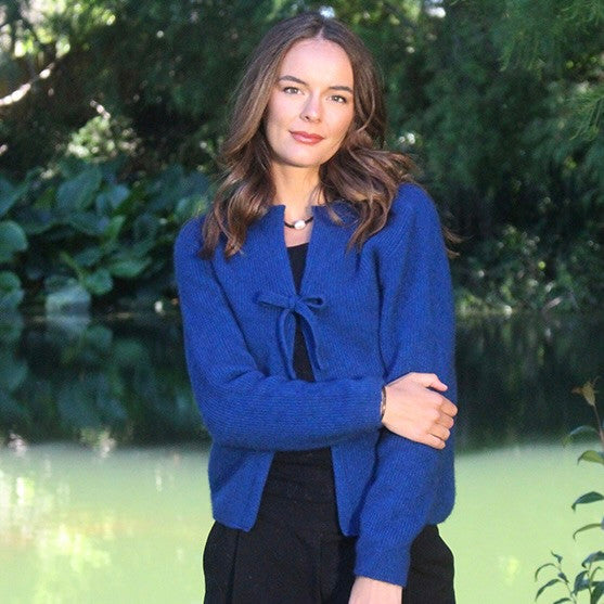Woman wearing the Lothlorian - Merino & Possum Fuse Tie Jacket (9972) in the colour Lagoon.