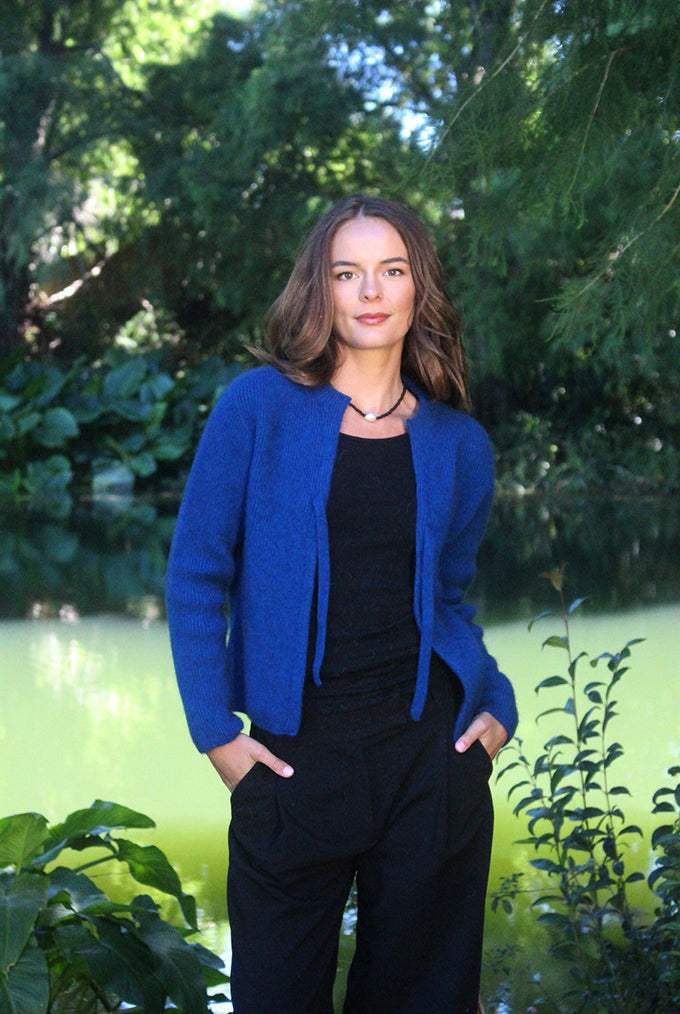Woman wearing the Lothlorian - Merino & Possum Fuse Tie Jacket (9972) in the colour Lagoon.