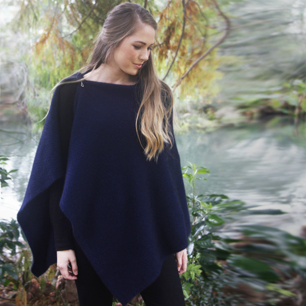 Zippered Wrap in Black