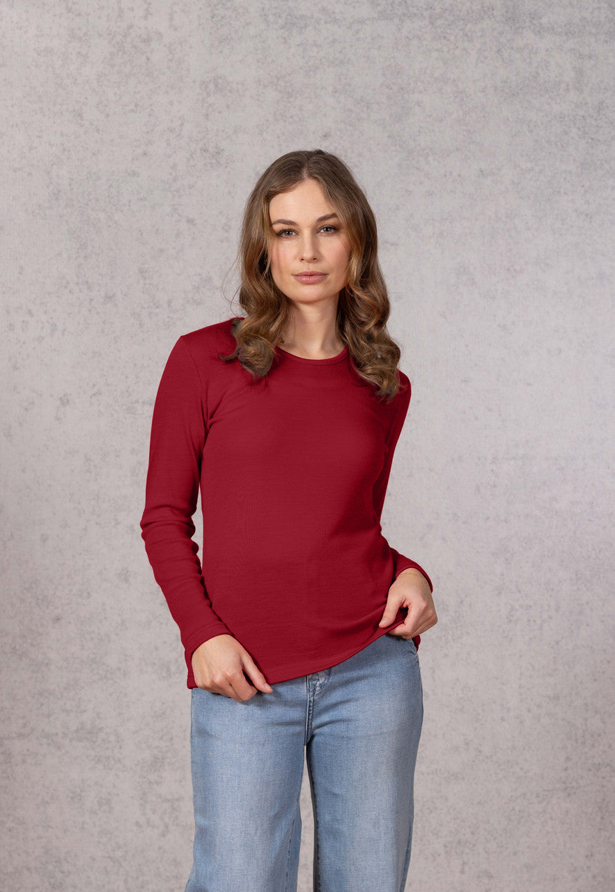 Women wearing Heart coloured top