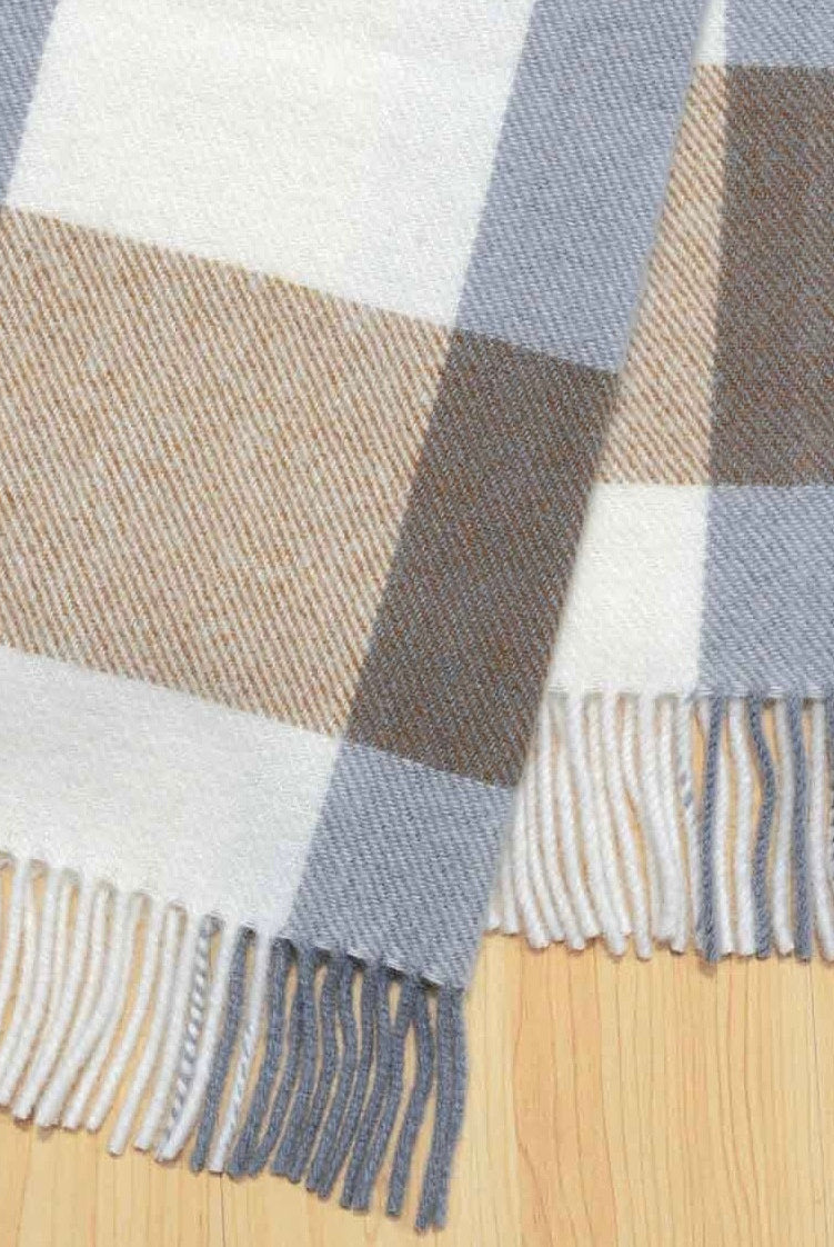 Weave - Opito Lambswool Throw (Weave /Opito)Caramel