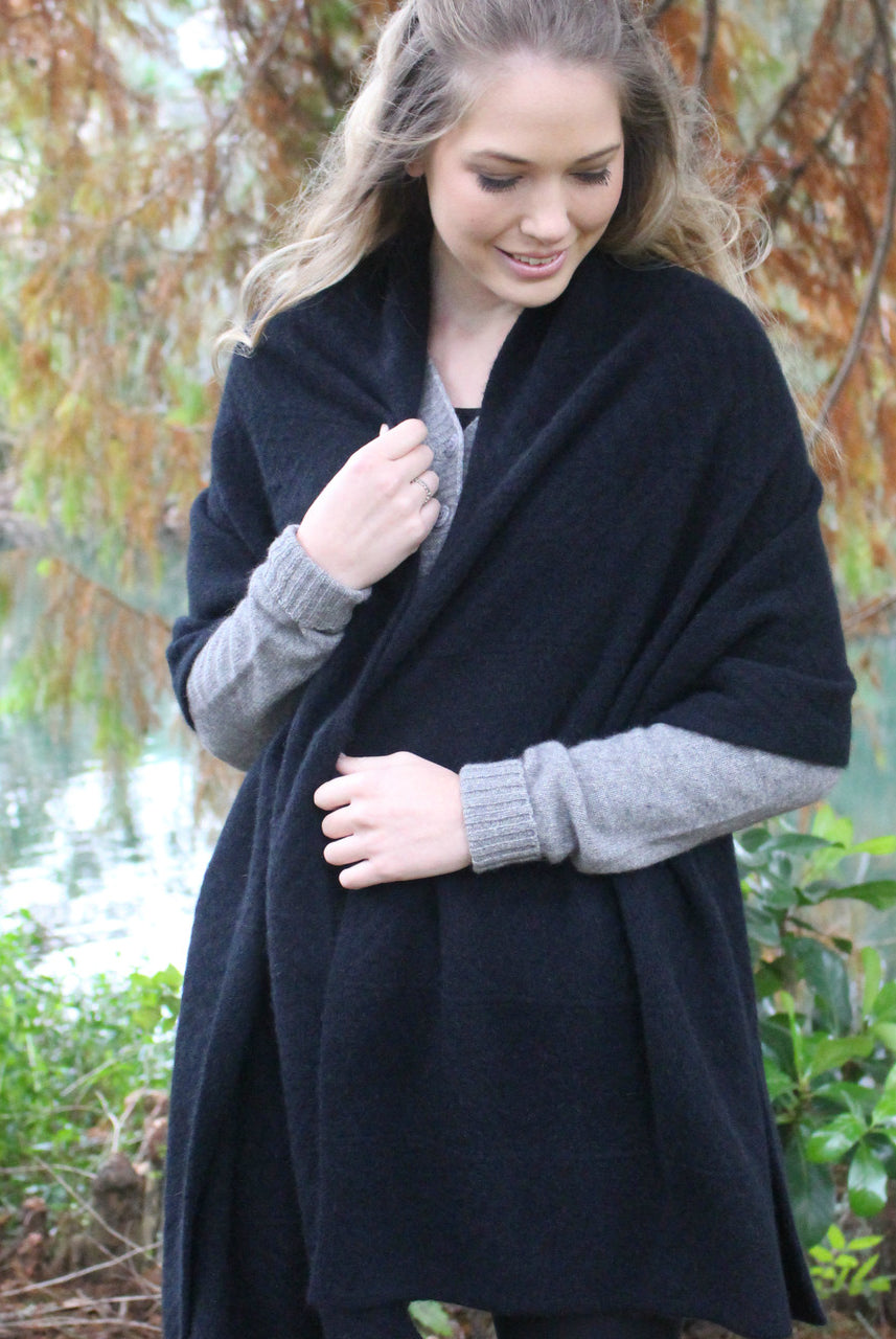 Chevron wrap in colour Black