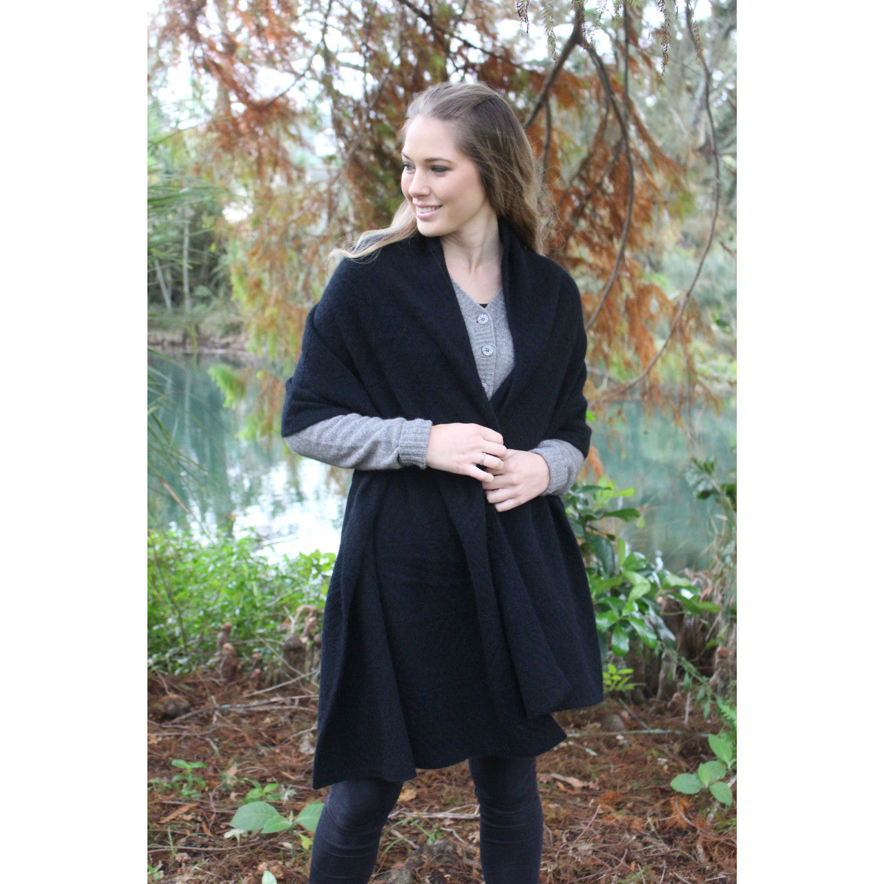 Chevron wrap in colour Black