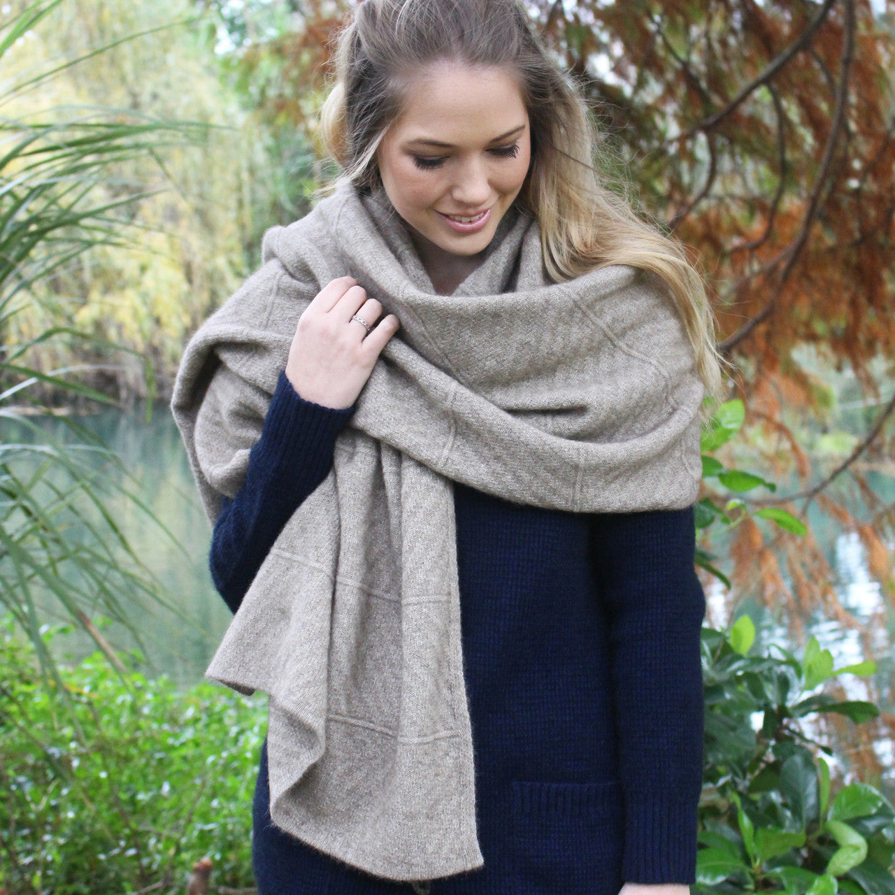 Chevron wrap in colour Natural