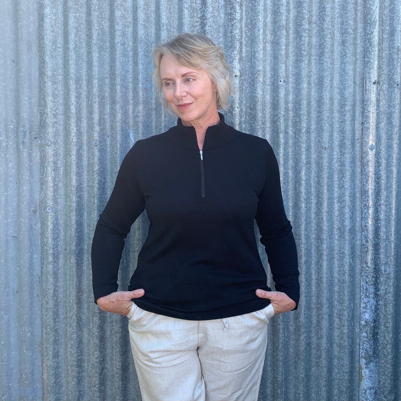Women in Merino Half Zip Sweater Colour Black