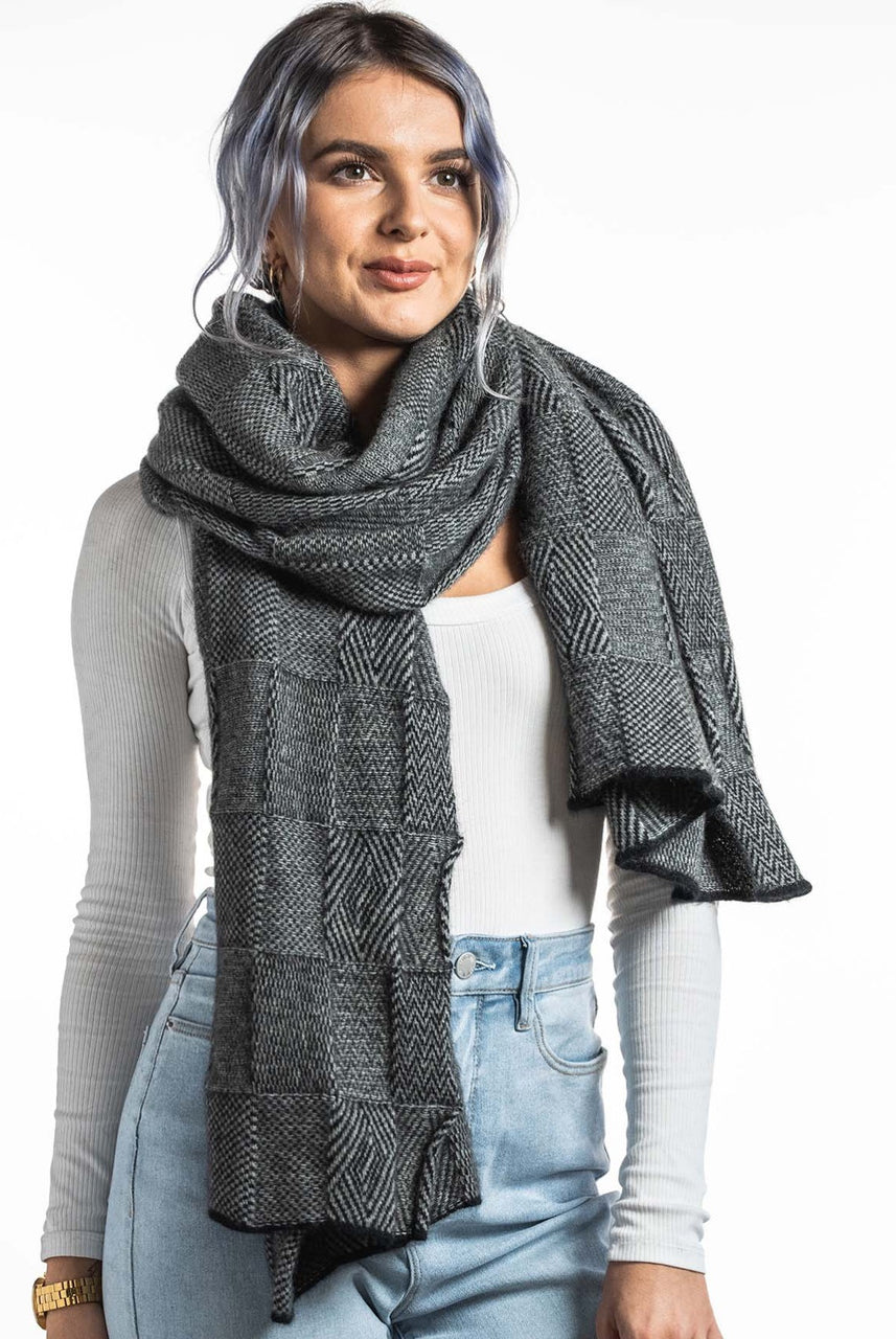 Koru - Merino - Possum Jacquard Wrap Black/Mist