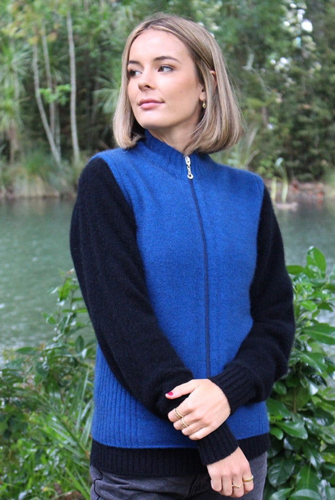 Zip Vest in colour Lagoon