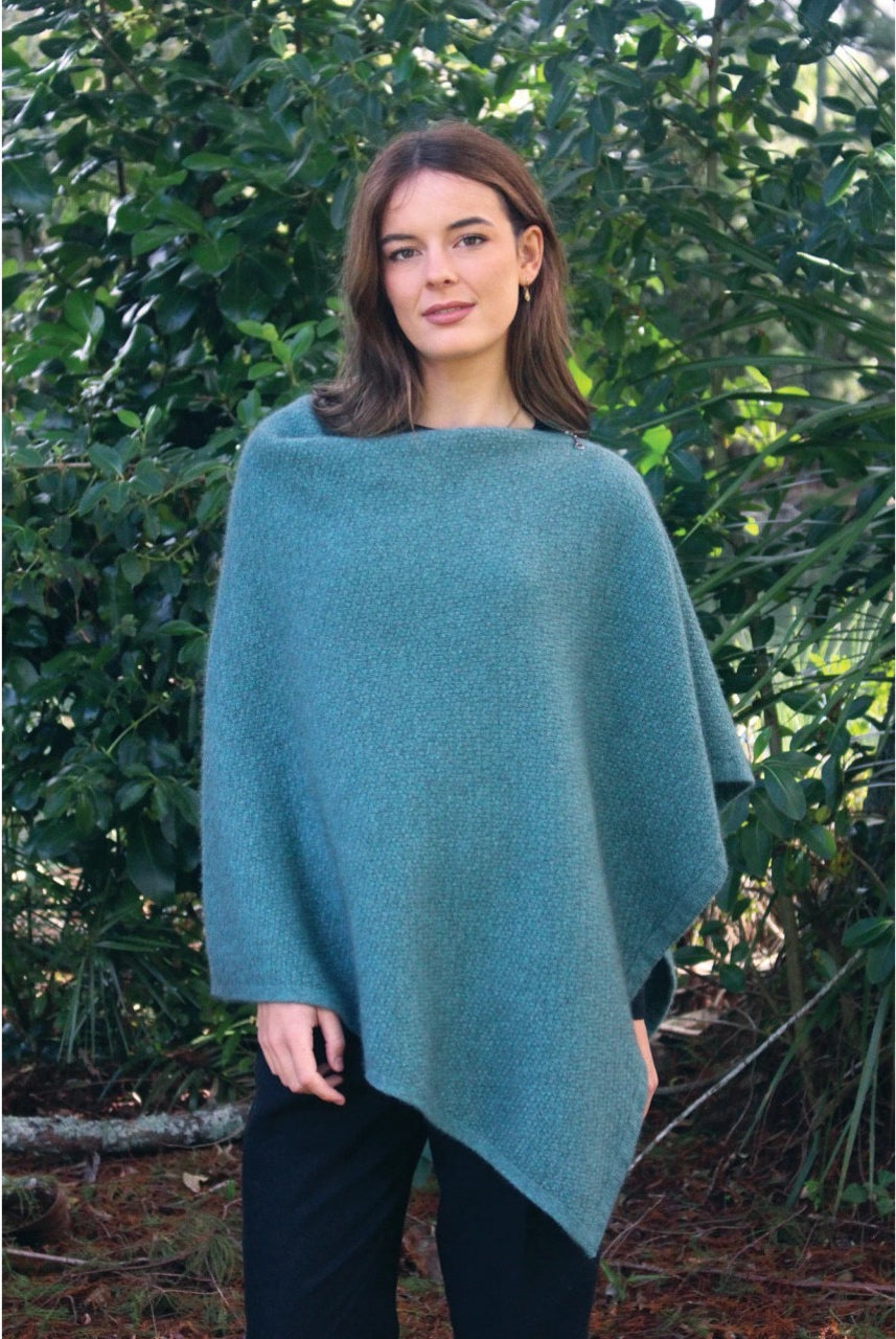 Zippered wrap in colour Sage