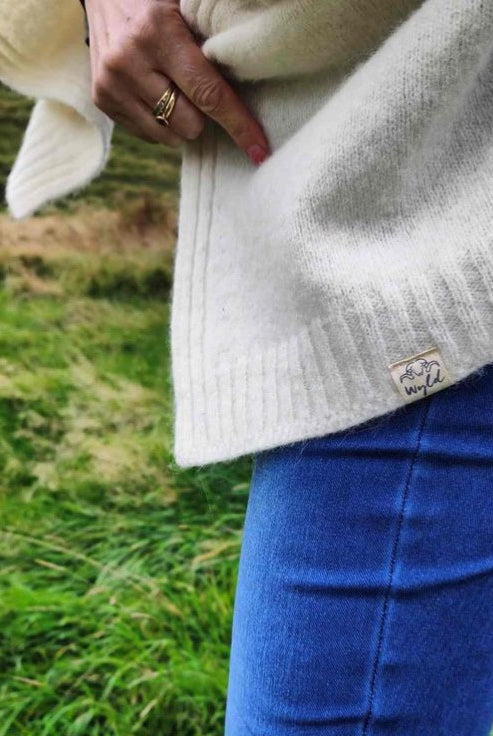 Bohepe - Wild Merino Poncho (BP001)