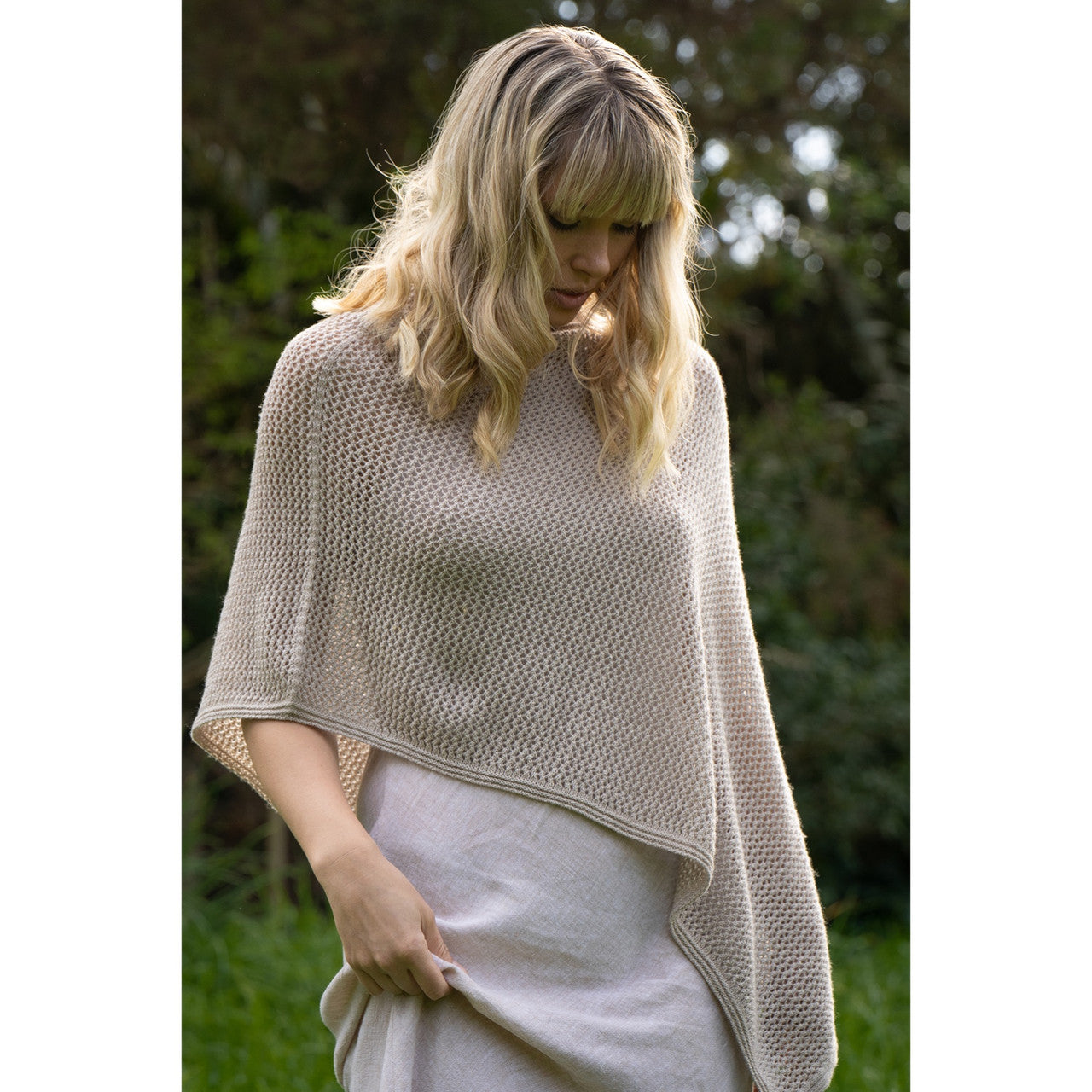 Lothlorian - Merino - Cotton Mesh Poncho (CM080) Sand.