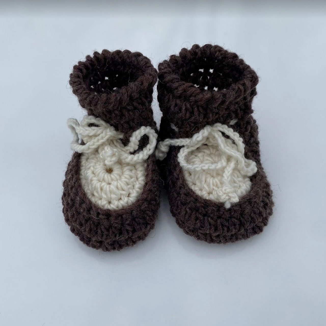 Sheepy Feet Crochet Bootee (SFCBTE)Brown/Cream