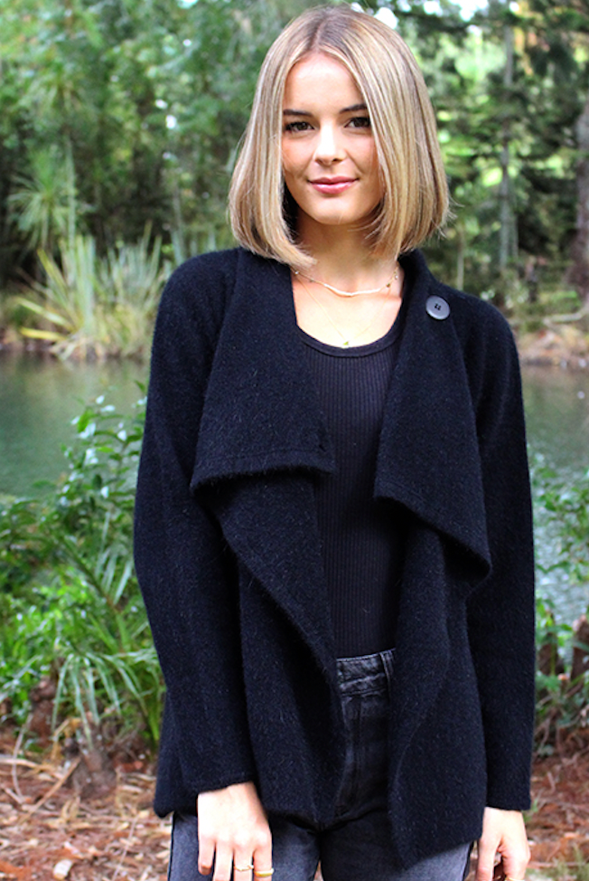 Lothlorian - Merino & Possum Enfold Jacket-Black