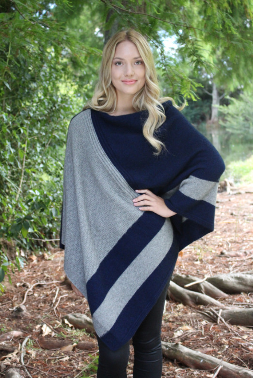 Midnight/Silver multicolour cosset poncho