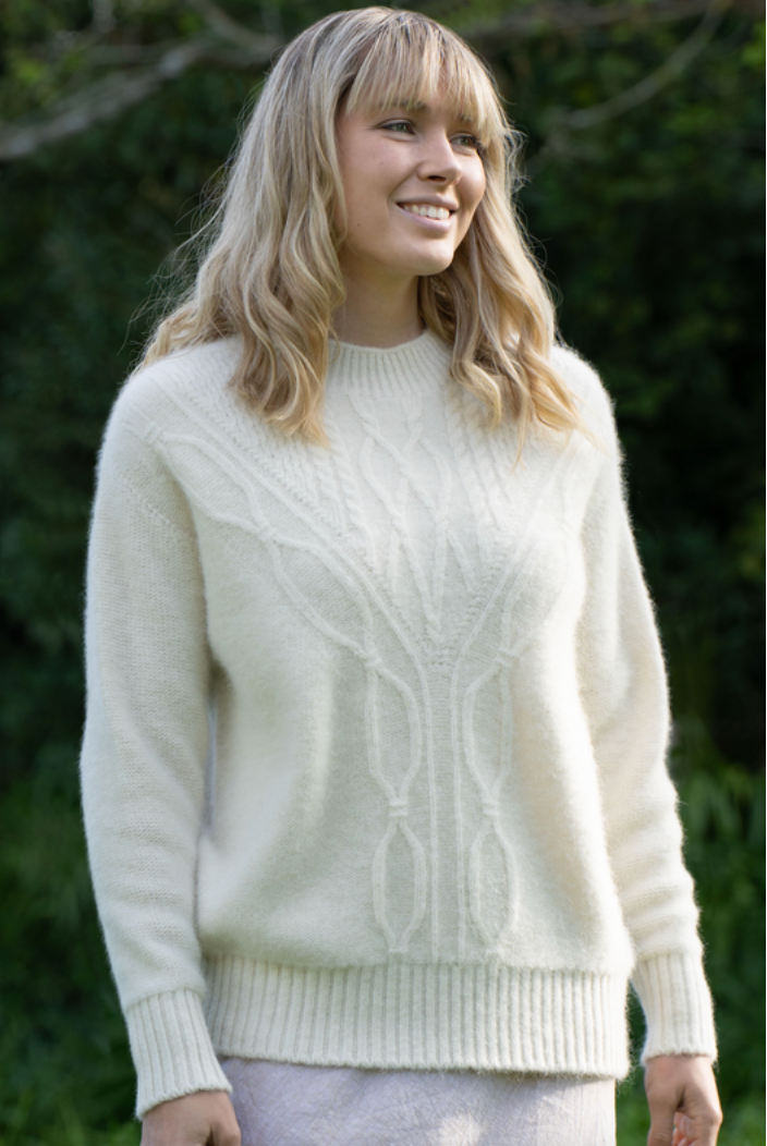 Lothlorian - Alpaca Crew Neck Cable Jumper (ALP076)Natural