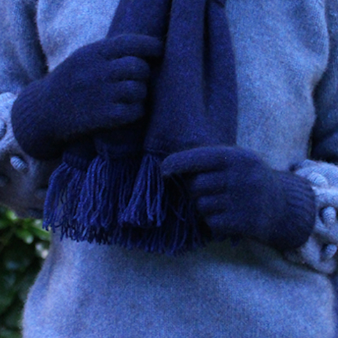 Lothlorian - Merino & Possum Plain Gloves (9901)Midnight