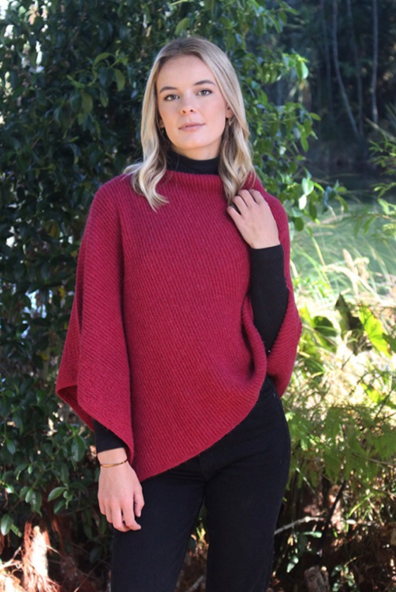 Lothlorian - Alpaca Rib Poncho (ALP051)