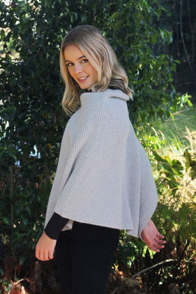Dove - Lothlorian - Alpaca Rib Poncho (ALP051)