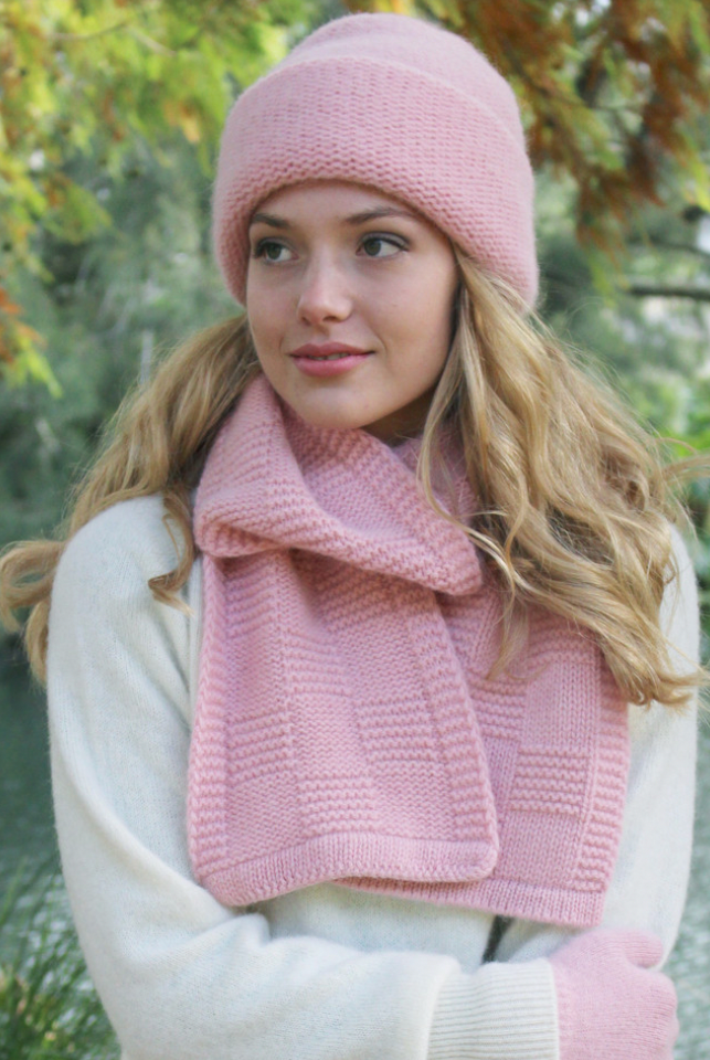 Grid scarf in colour Rose