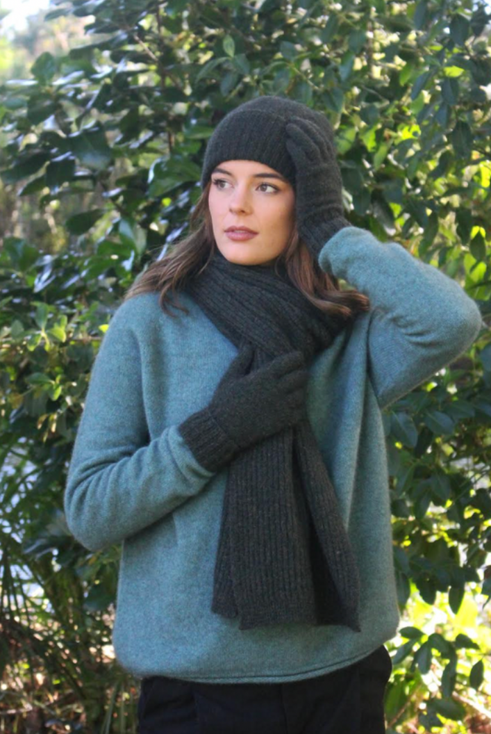 Lothlorian - Merino & Possum Turnback Scarf (9732) Moss