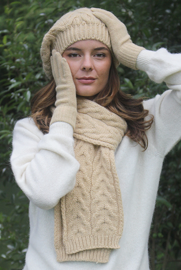 Lothlorian - Alpaca Cable Scarf (ALP021)Honey