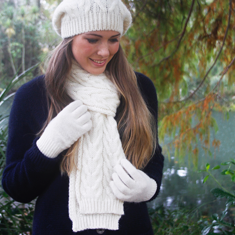 Lothlorian - Alpaca Cable Scarf (ALP021)Natural