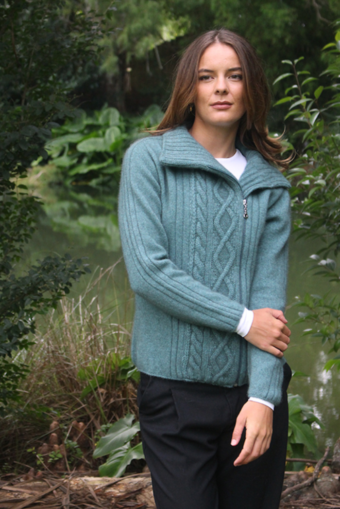 Lothlorian Merino - Possum Offset Cable Jacket (9825)Sage