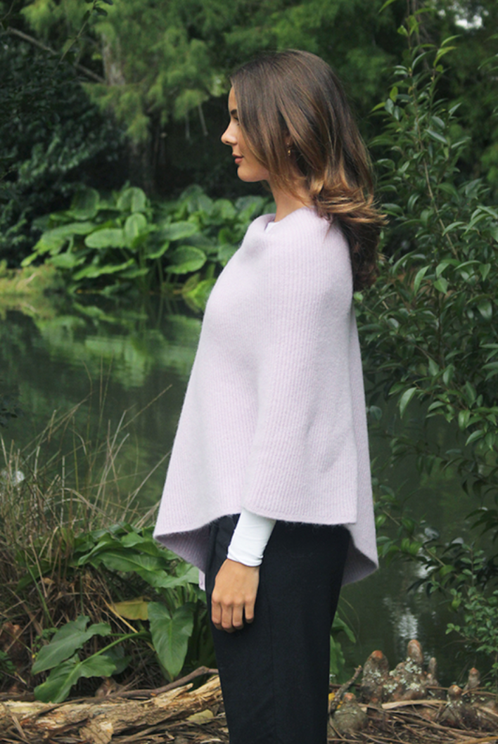 Lothlorian - Alpaca Rib Poncho (ALP051)Lilac