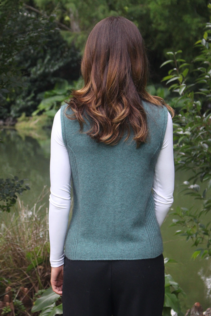 Lothlorian - Zip Vest with Rib Detail (9978)Sage