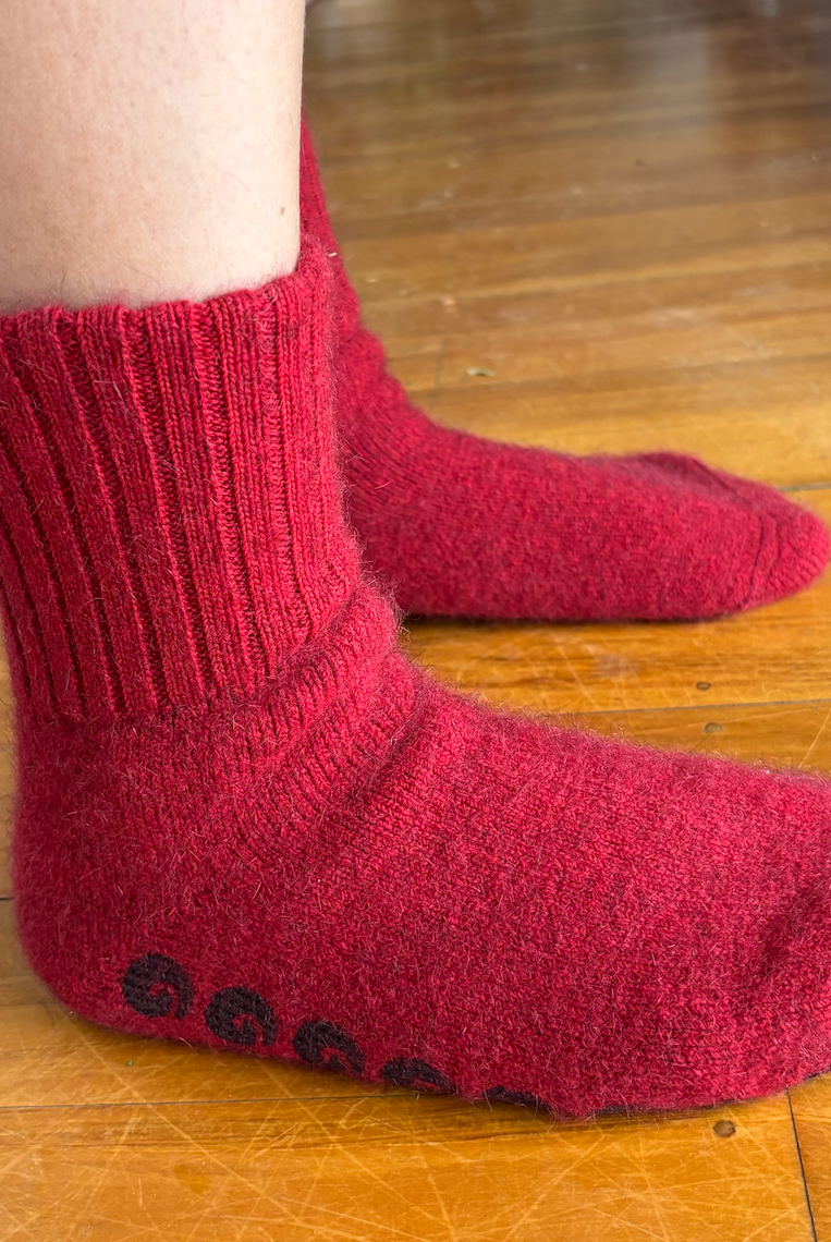 Lothlorian - Merino & Possum House Sock Red