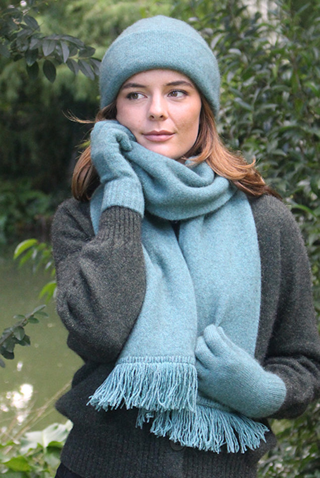 Lothlorian - Plain Scarf (9905)Sage