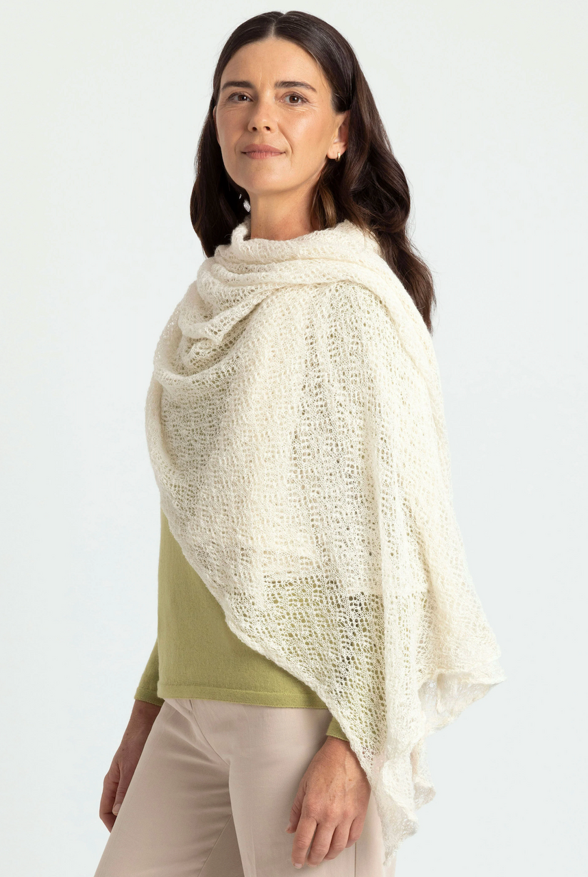 Royal Alpaca Lace wrap in Natural
