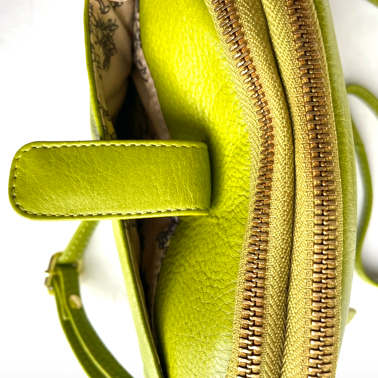 Baron - Leather Oval Top Twin Handbag (Baron2556)Car Green