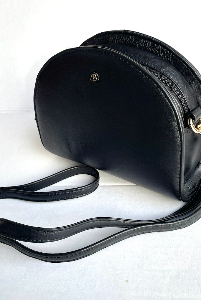 Baron - Leather Shell Shape Handbag (2562)Black