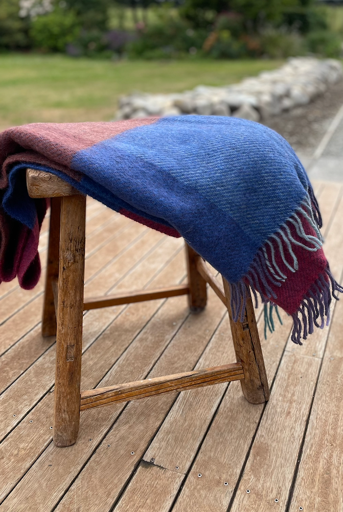 Klippan - Lambswool and Gotland Check Throw Mauve
