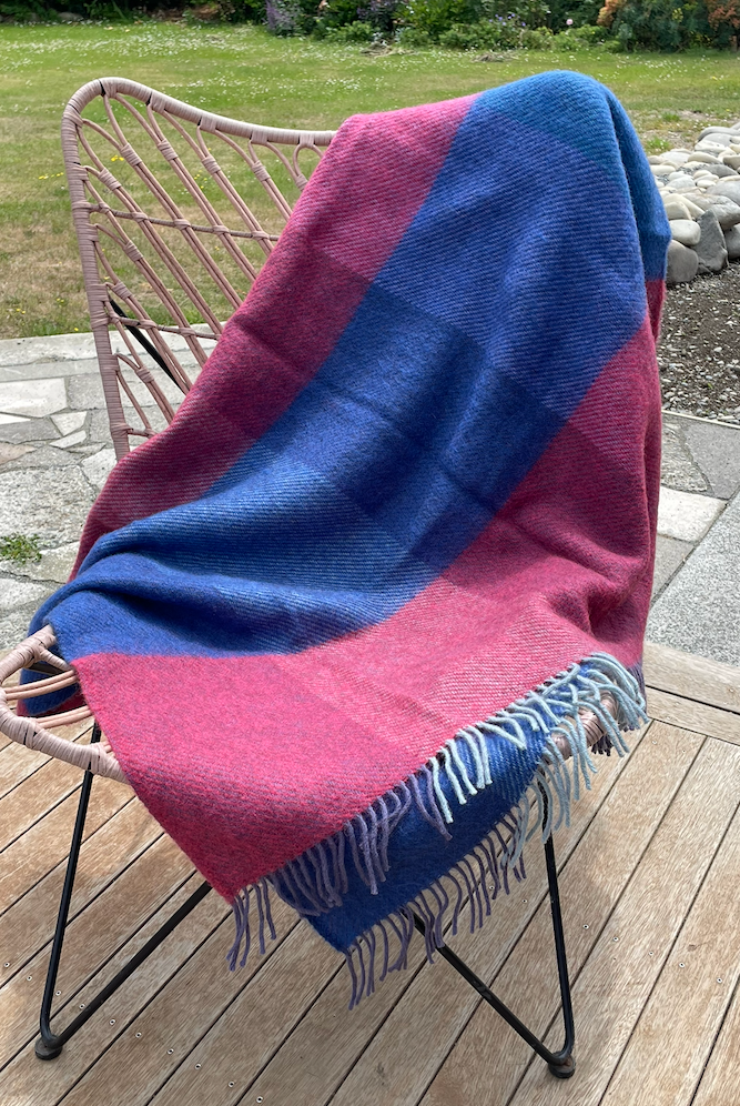 Klippan - Lambswool and Gotland Check Throw Mauve