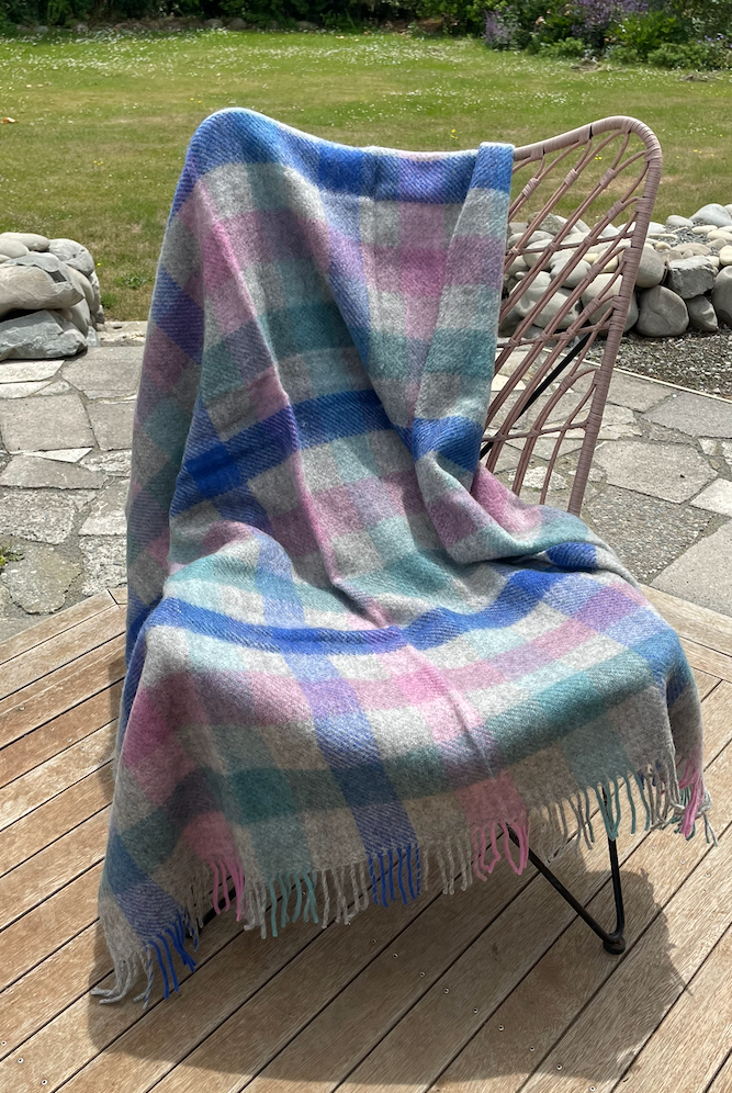 Klippan - Lambswool and Gotland Multi Throw Pastel