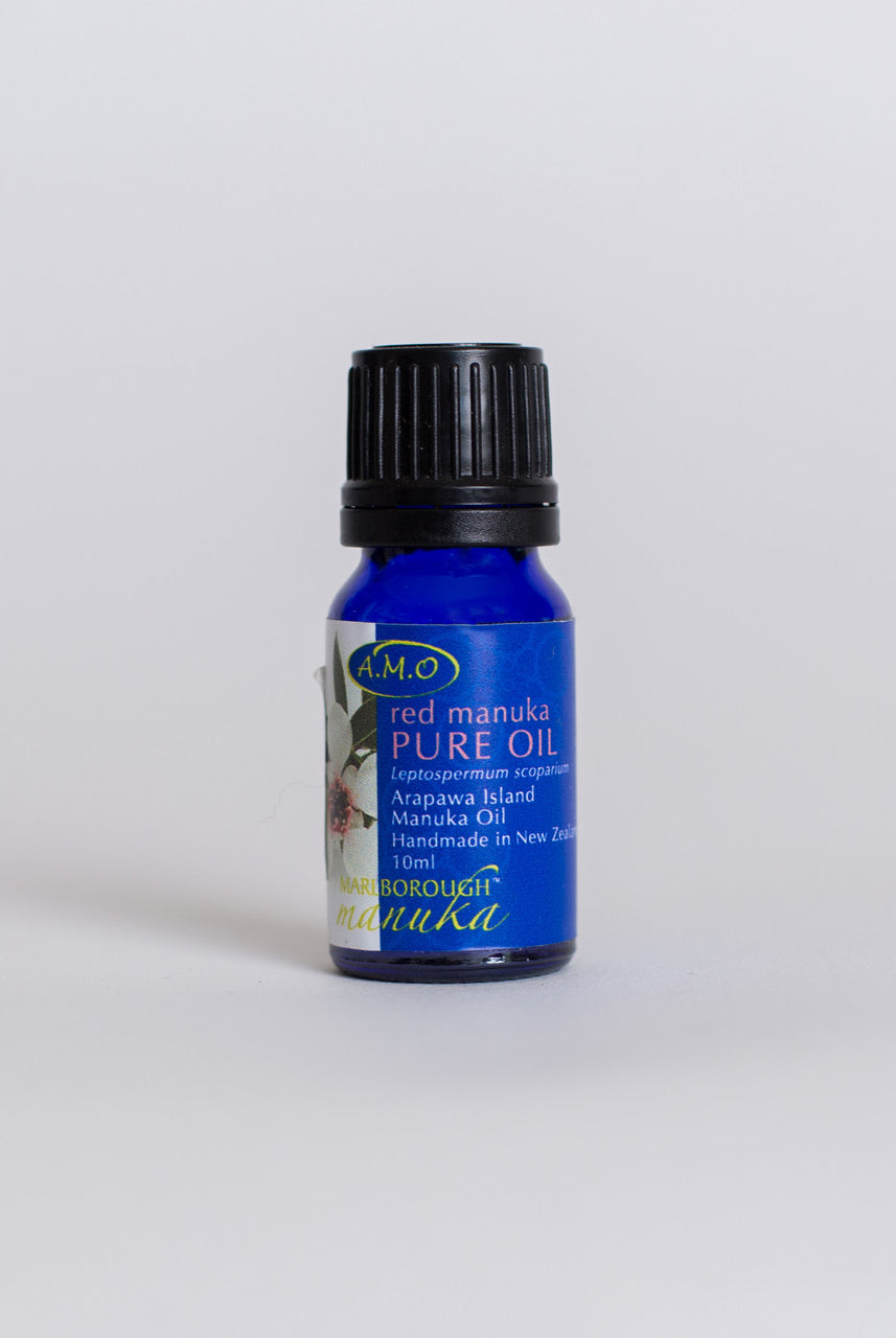 10ml blue bottle. Blue label with White Manuka flower on label.