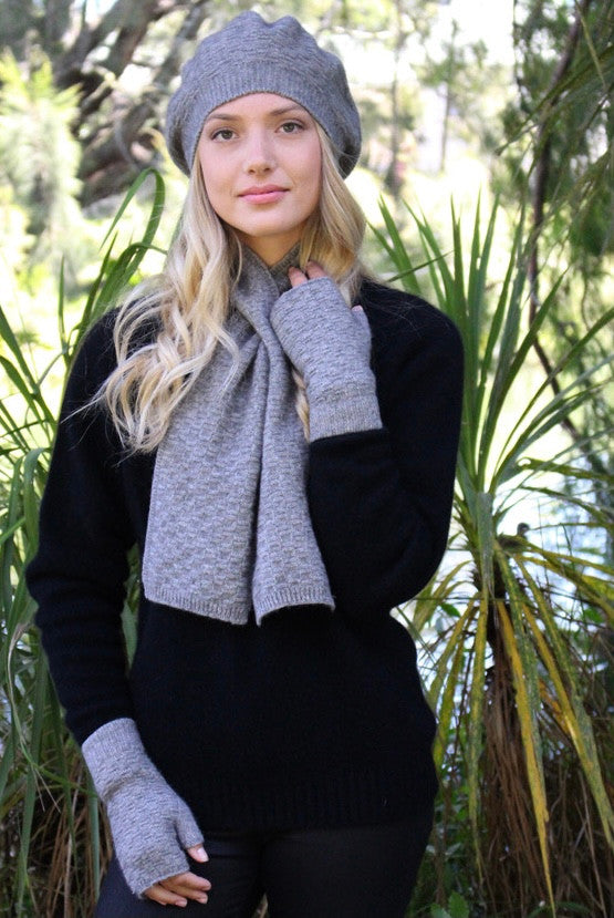 Scarf, beanie, gloves accessory set in colour Silver