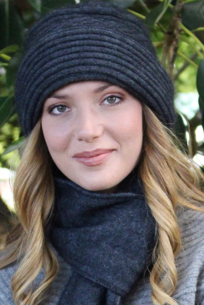 Merino & Possum Ribbed Clouche Hat - Charcoal