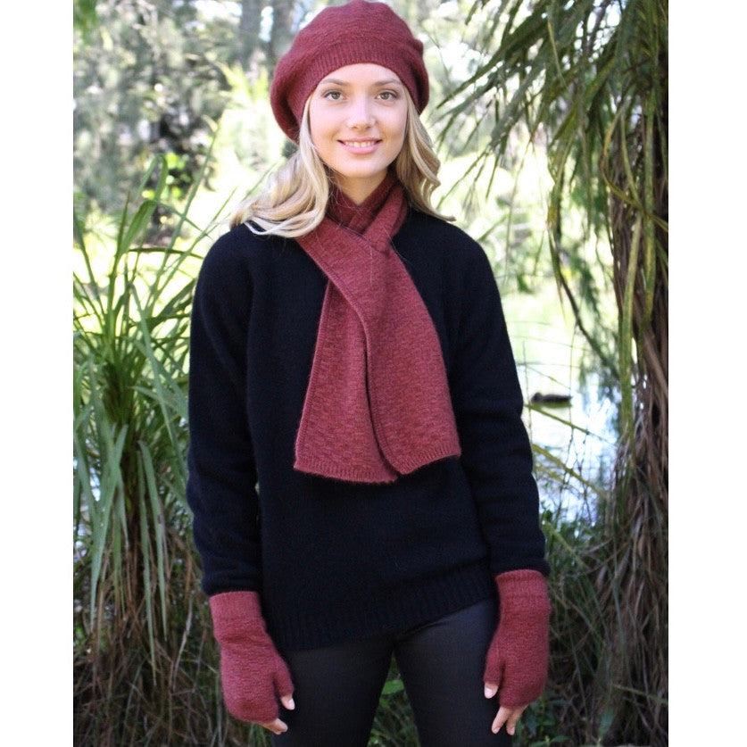 Scarf, beanie, gloves accessory set in colour Dusk