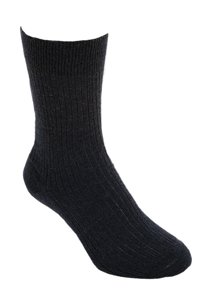 A single black Lothlorian woman’s merino & lambswool dress sock.