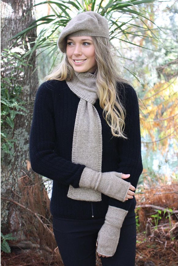 Lothlorian - Merino & Possum Loop Scarf (9908)Natural