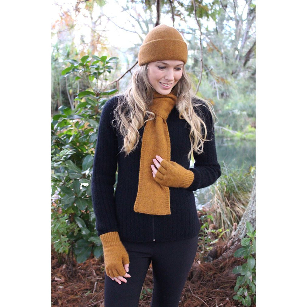 Lothlorian - Merino & Possum Loop Scarf (9908)Gold