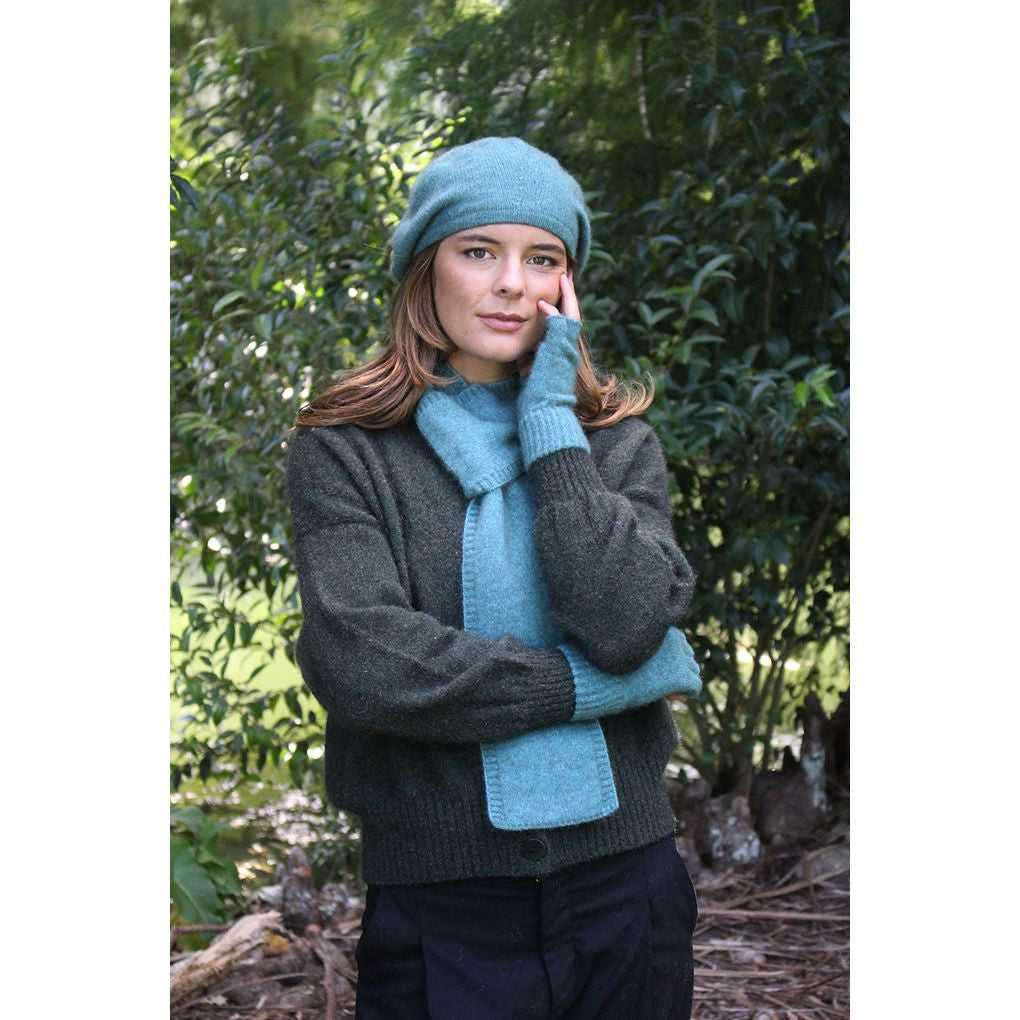 Lothlorian - Merino & Possum Loop Scarf (9908)Teal