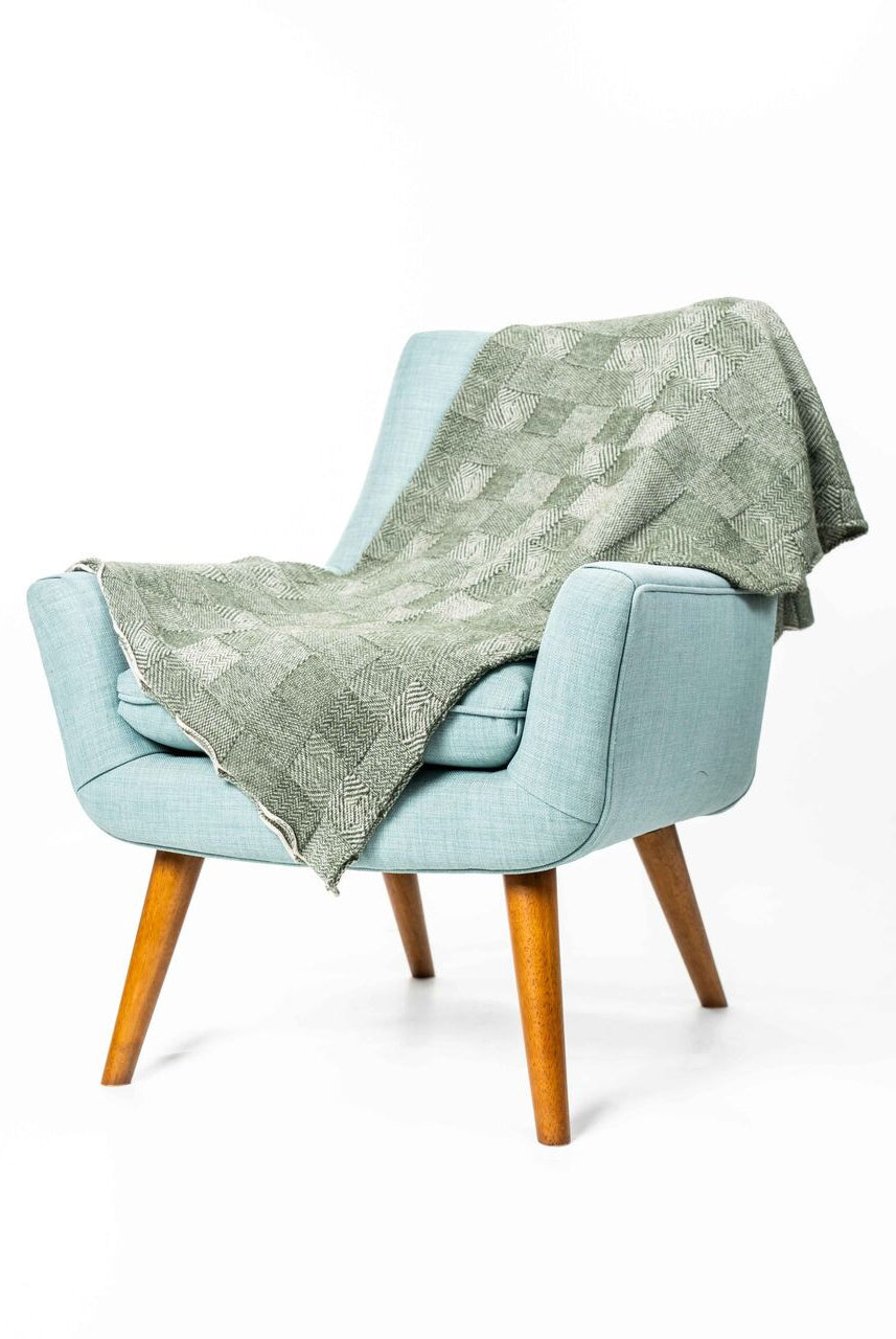 Koru - Merino - Possum Jacquard Throw (KO965)Oatmeal/Moss